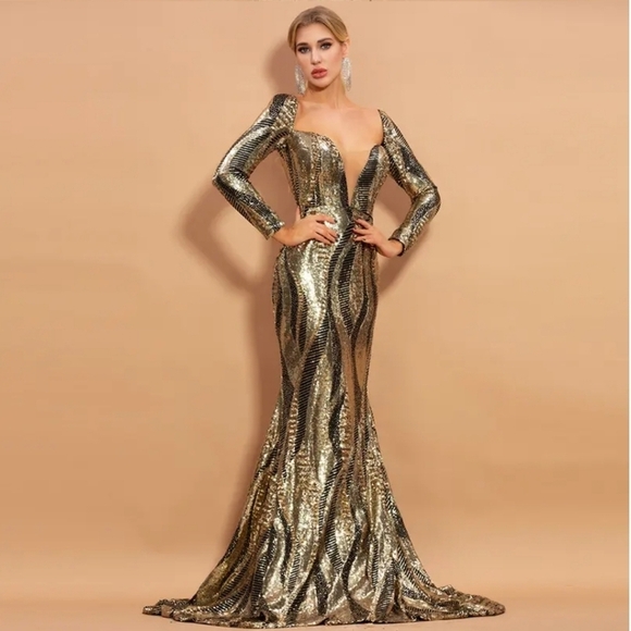 Gold and Bronze, Long Sleeve, Sweetheart Neck, Contrast Sequined and Mesh Gown - Picture 7 of 14